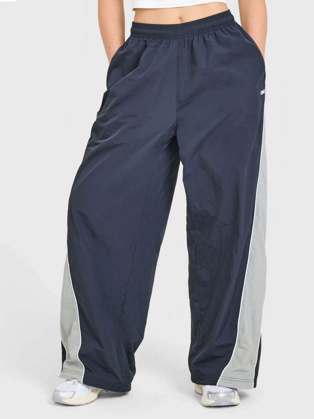 Oner Active piped woven pants